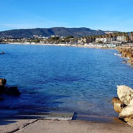 Superbe Appartement Vue Mer Avec Box Prive La Ciotat